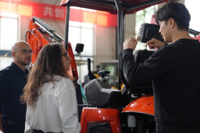 A Brazilian buyer came to the factory to inspect the mini excavator.